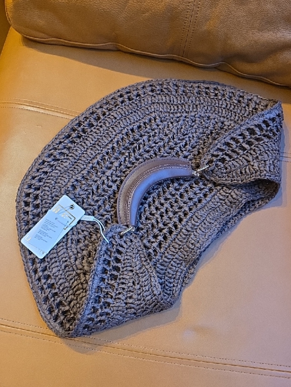 Urban Expressions Brown Woven Crescent Hobo with Padded Handle - Picture 13 of 16